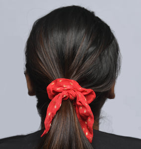 Scrunchie By Sayuri.